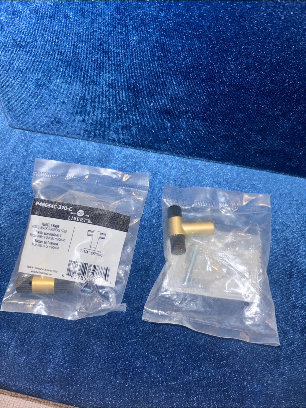 NWT “Liberty” (2) Matte Black & Modern Gold Fluted cabinet T-Knob. 1-1/4”(32mm)